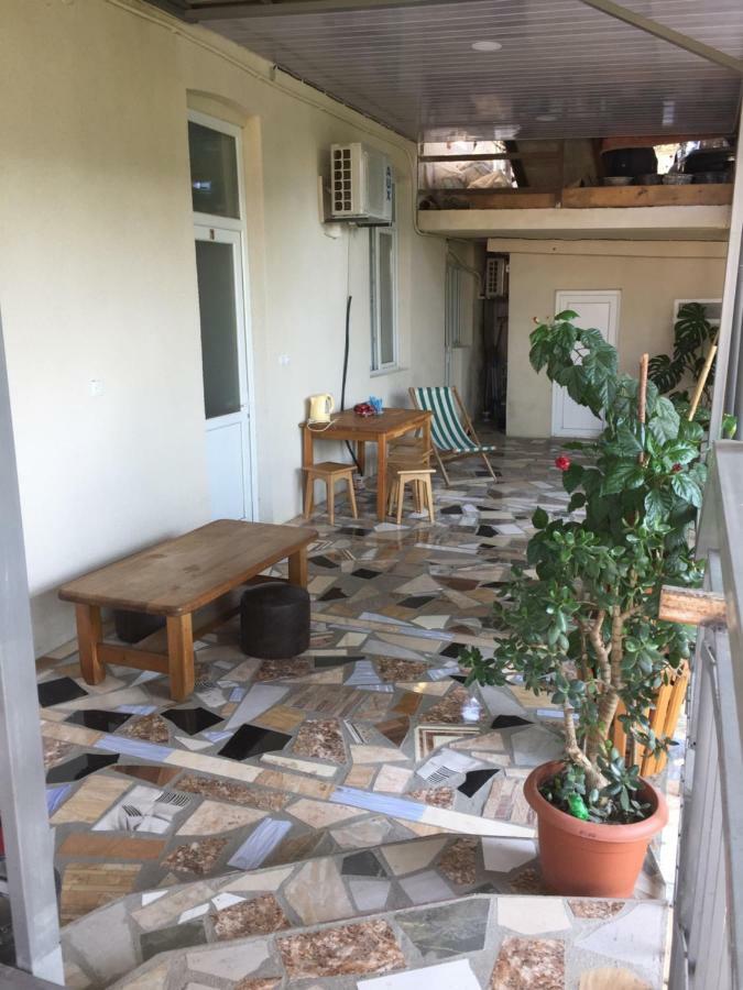 Guest House Loza ซิคนาคี ภายนอก รูปภาพ